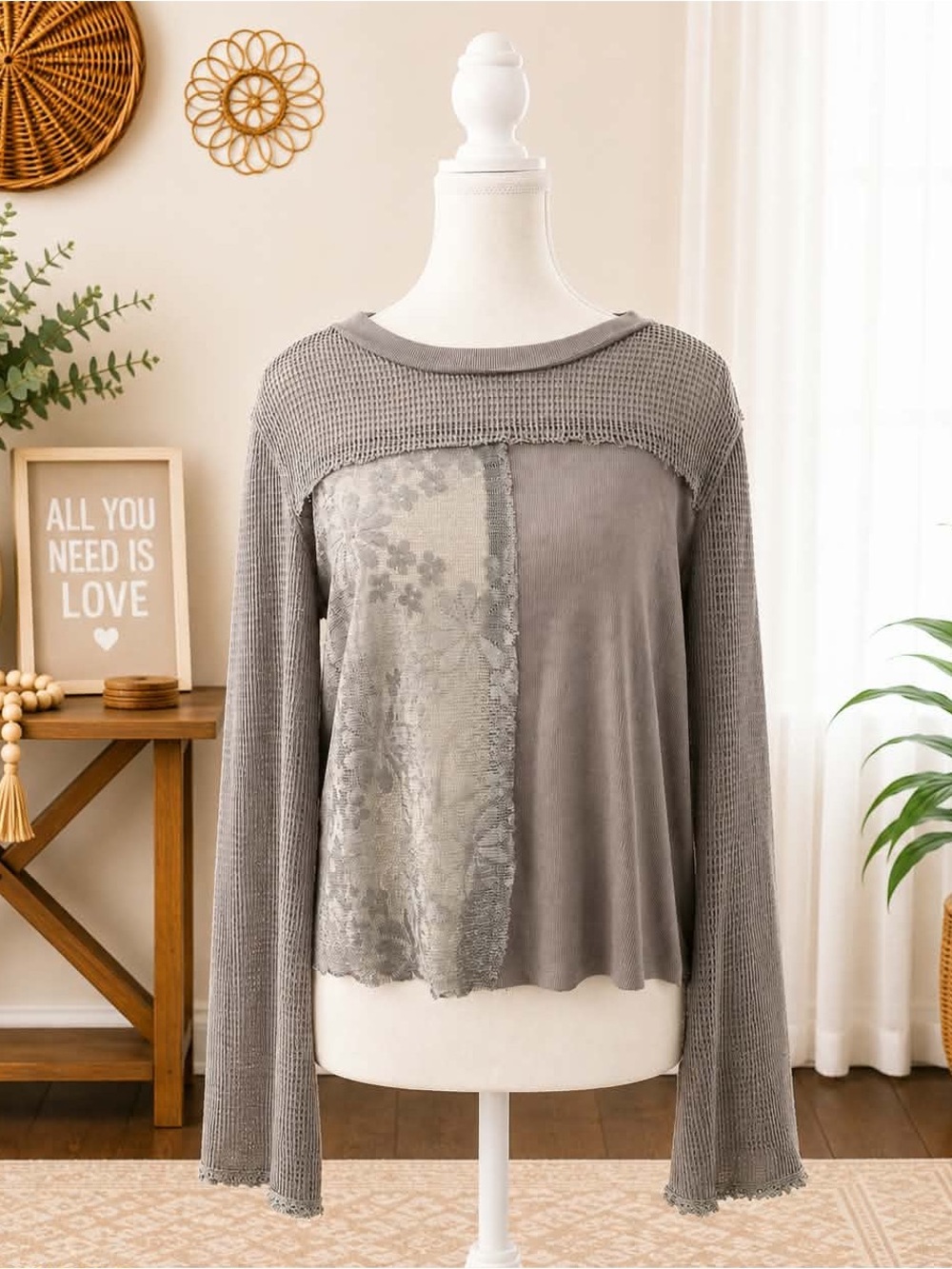 POL Gray Mixed-Texture Long Sleeve Blouse